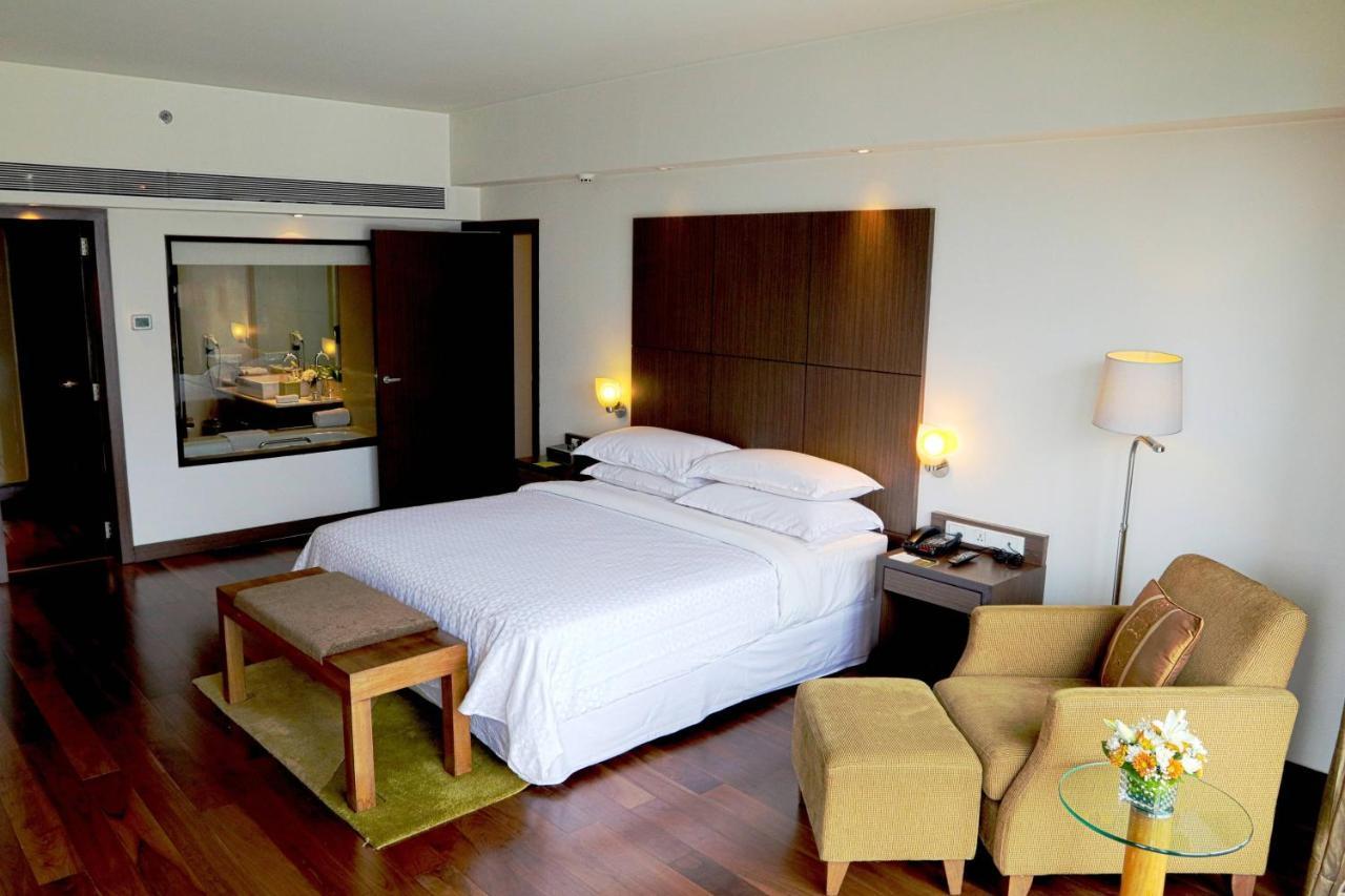 Four Points By Sheraton Navi Mumbai, Vashi Exterior foto