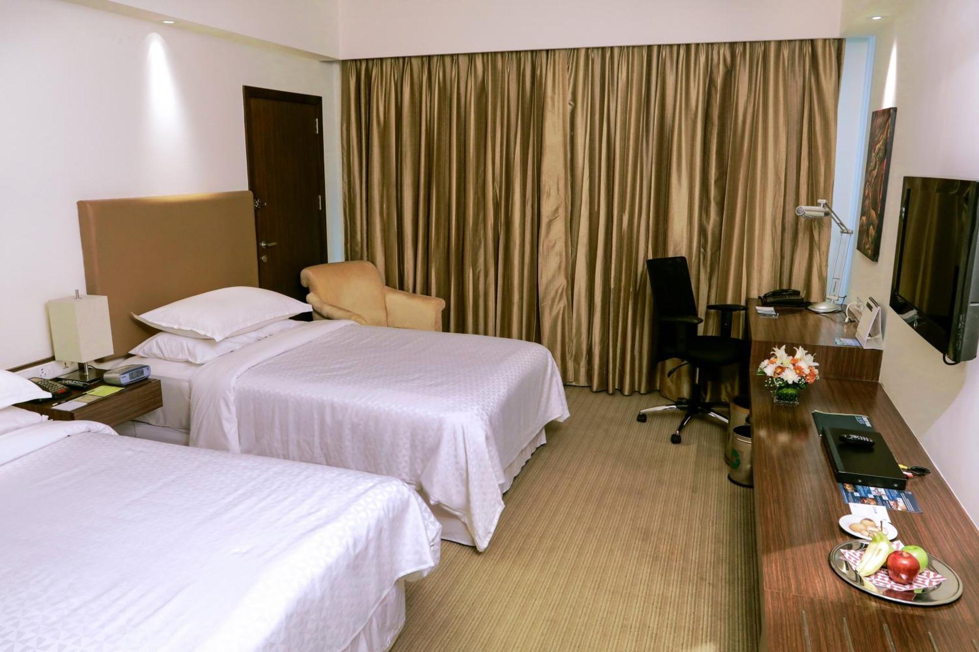 Four Points By Sheraton Navi Mumbai, Vashi Exterior foto