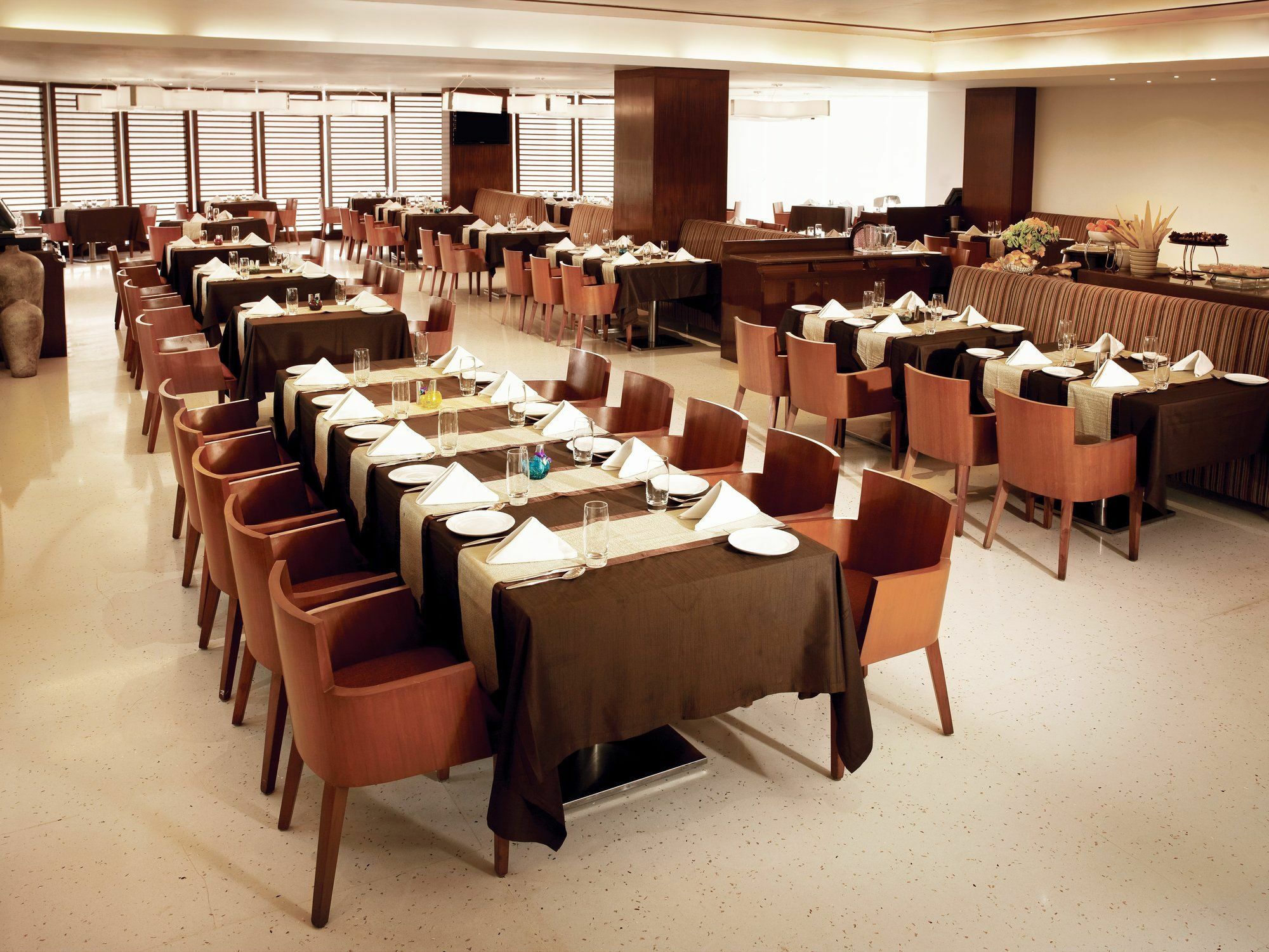 Four Points By Sheraton Navi Mumbai, Vashi Exterior foto